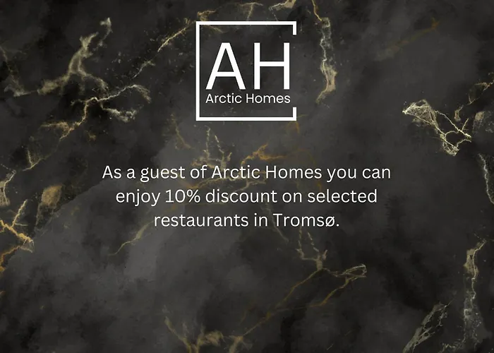Arctic Homes - The Royal Palace